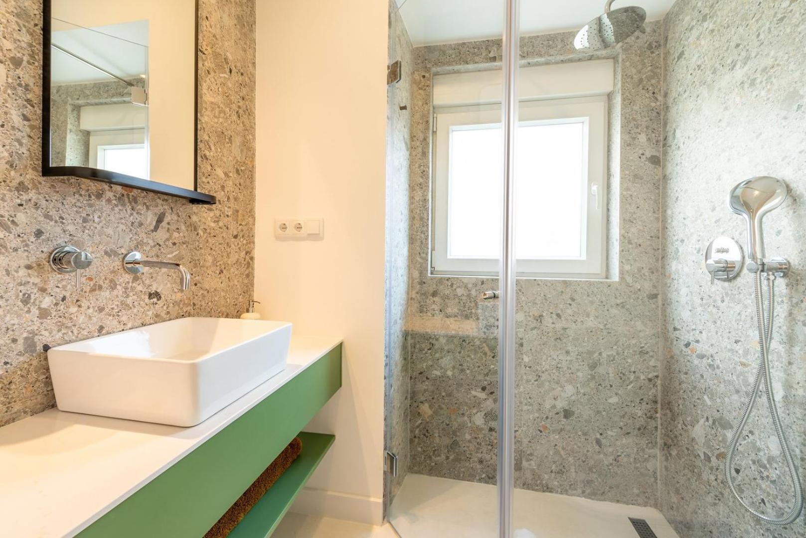Apartamento Guestready - Colourful&modern Lxfactory