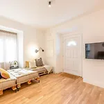 GuestReady - Colourful&Modern LxFactory